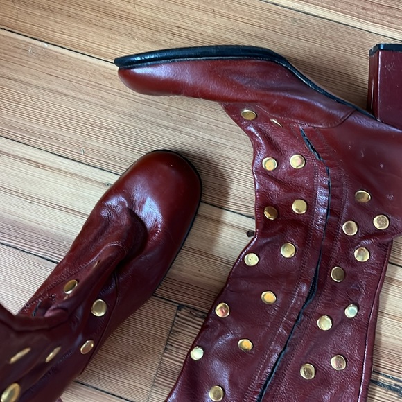 True Vintage dead-stock Etienne Aigner groovy boots, size 5.5. AMAZING RARE FIND - Picture 2 of 4